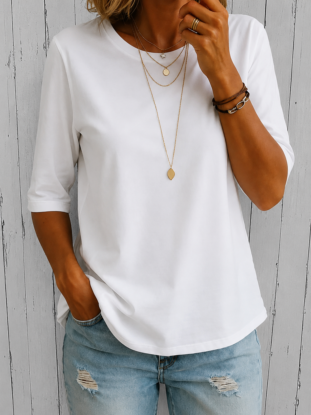 Calvera Comfort Coverage Tee