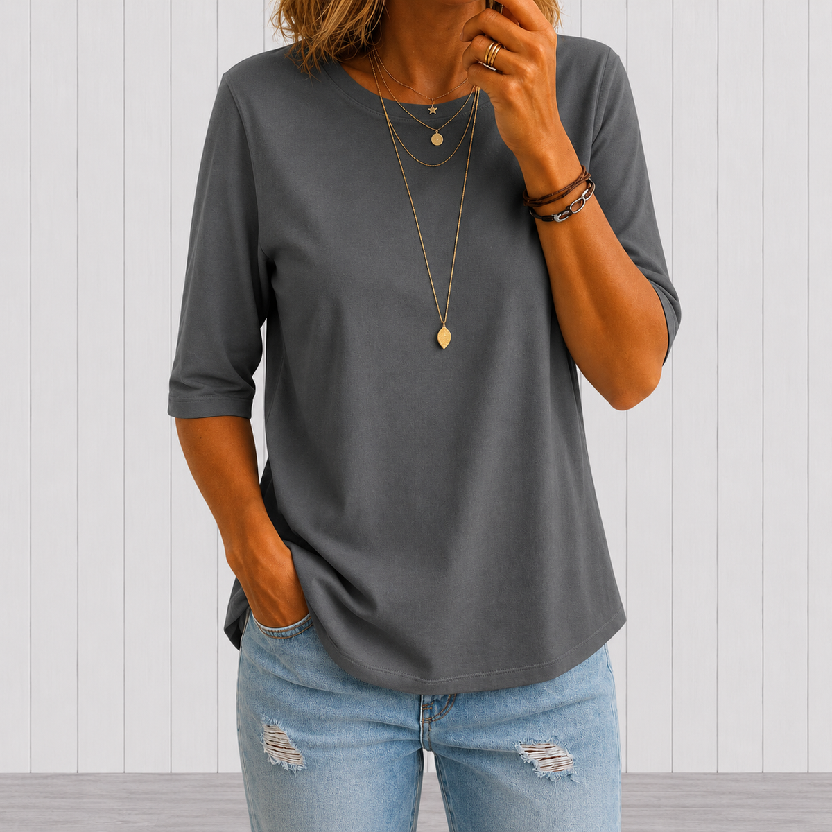 Calvera Comfort Coverage Tee